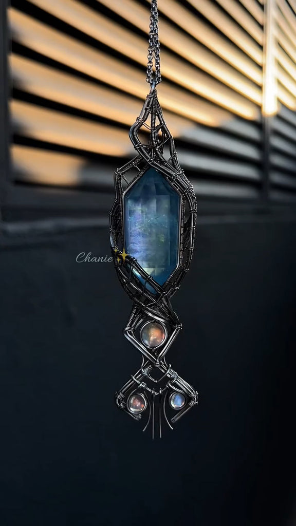 Solitude of Amaurot/necklace